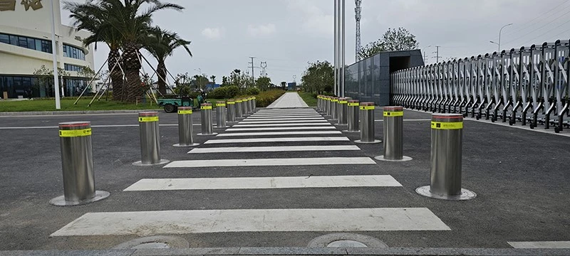Hydraulic Retractable Bollards Hydraulic Retractable Bollards